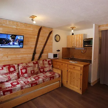 Résidence Neves - 4 Personnes Dans Le Quartier Anime De La Station Mae-7704 Apartamento *