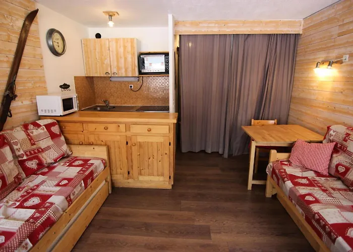 Neves - 4 Personnes Dans Le Quartier Anime De La Station Mae-7704 Apartman