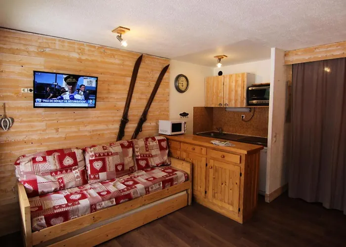 Neves - 4 Personnes Dans Le Quartier Anime De La Station Mae-7704 Daire Val Thorens